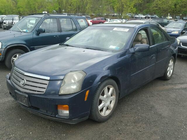 1G6DM577440130264 - 2004 CADILLAC CTS BLUE photo 2