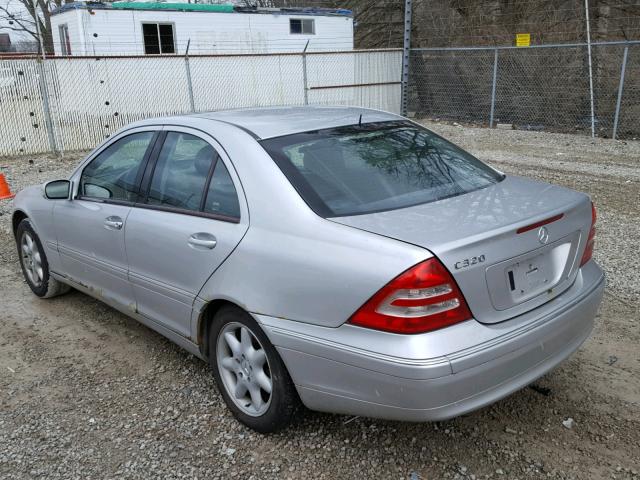 WDBRF64J52F156898 - 2002 MERCEDES-BENZ C 320 SILVER photo 3