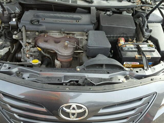 4T1BE46K39U295266 - 2009 TOYOTA CAMRY BASE GRAY photo 7