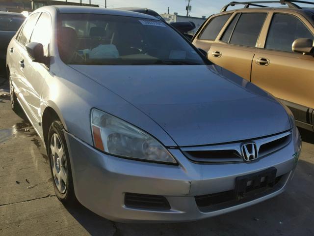 1HGCM56487A016865 - 2007 HONDA ACCORD LX SILVER photo 1