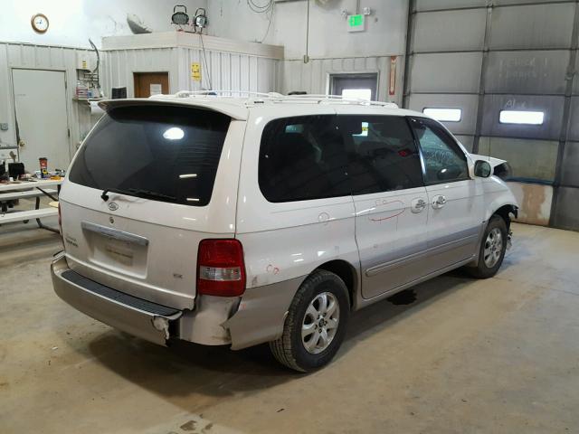 KNDUP132056705143 - 2005 KIA SEDONA EX WHITE photo 4