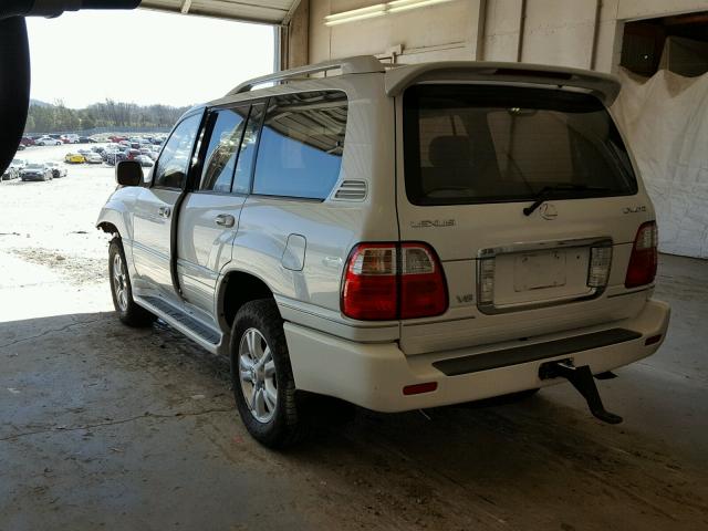 JTJHT00W533534805 - 2003 LEXUS LX 470 WHITE photo 3