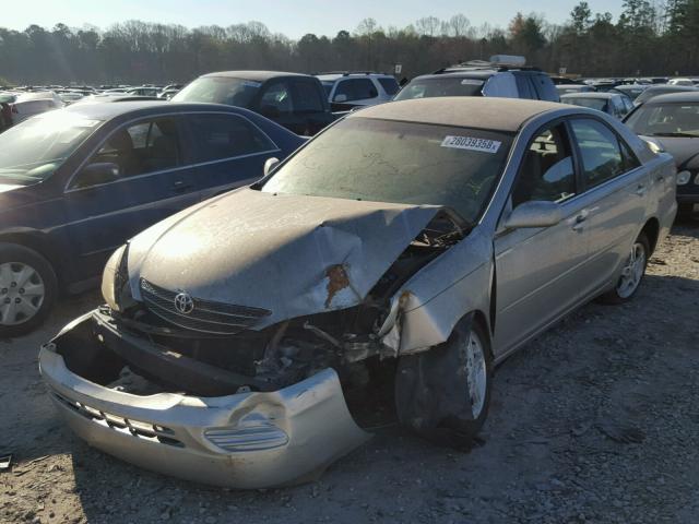 4T1BE32K74U361097 - 2004 TOYOTA CAMRY LE SILVER photo 2