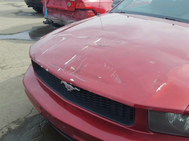 1ZVFT80N465118217 - 2006 FORD MUSTANG RED photo 9