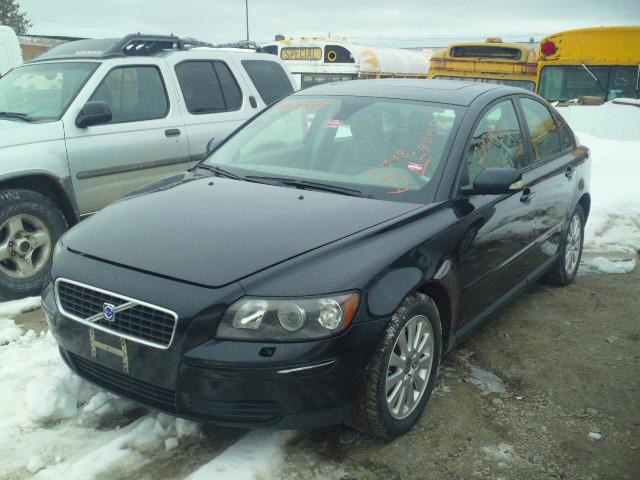 YV1MS390952062535 - 2005 VOLVO S40 2.4I BLACK photo 2