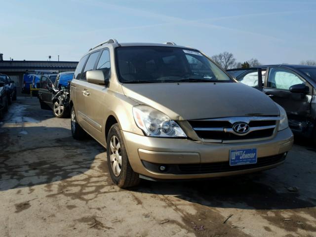 KNDMC233376012810 - 2007 HYUNDAI ENTOURAGE GOLD photo 1