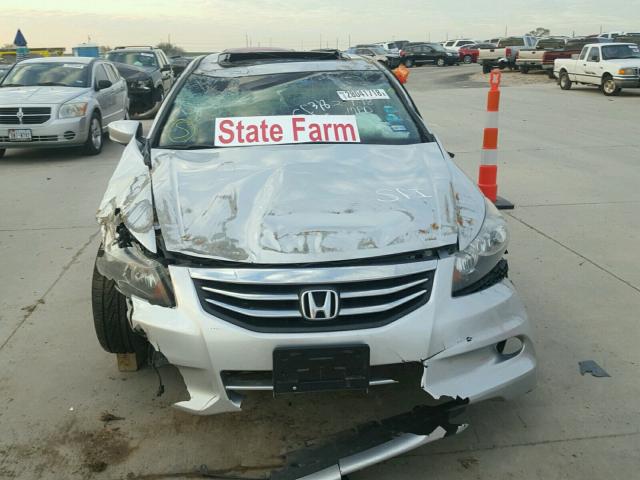 1HGCP3F80CA027125 - 2012 HONDA ACCORD EXL SILVER photo 9