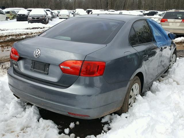 3VW2K7AJ5BM390822 - 2011 VOLKSWAGEN JETTA BASE GRAY photo 4