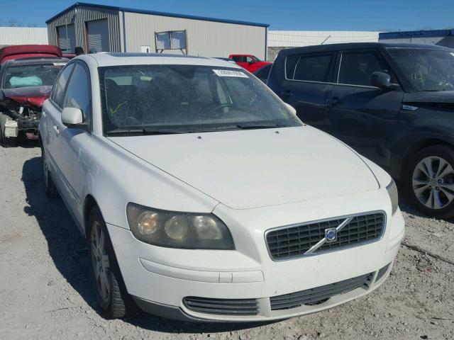 YV1MS382362151568 - 2006 VOLVO S40 2.4I WHITE photo 1