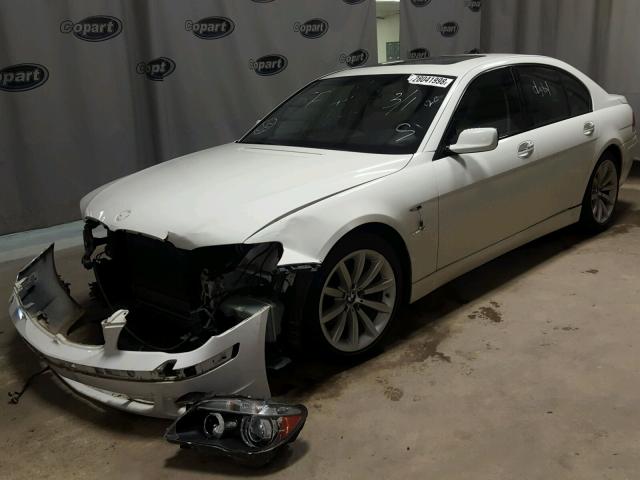 WBAHL83576DT04974 - 2006 BMW 750 I WHITE photo 2