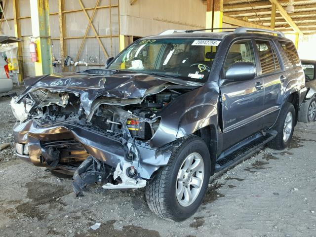 JTEZU14RX40040176 - 2004 TOYOTA 4RUNNER SR GRAY photo 2