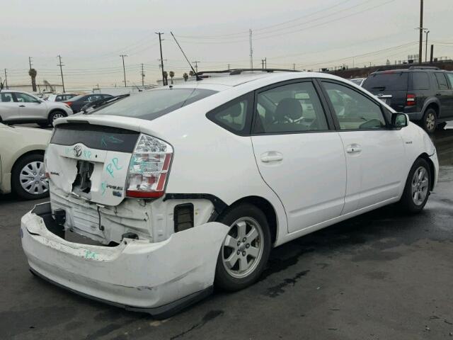 JTDKB20U977582117 - 2007 TOYOTA PRIUS WHITE photo 4