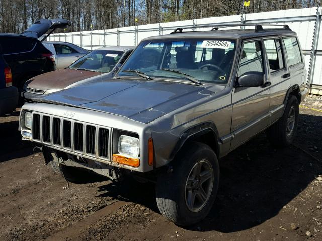 1J4FF58S1YL158010 - 2000 JEEP CHEROKEE C BEIGE photo 2