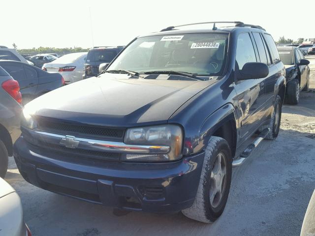 1GNDS13S372184063 - 2007 CHEVROLET TRAILBLAZE BLUE photo 2