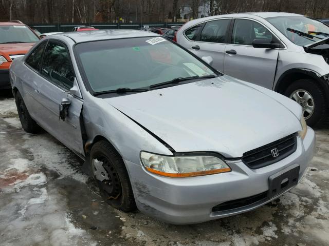 1HGCG3141XA025216 - 1999 HONDA ACCORD LX SILVER photo 1