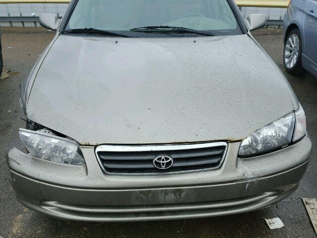 4T1BG22K61U108806 - 2001 TOYOTA CAMRY CE/L TAN photo 9