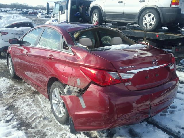 5NPEB4AC6DH756635 - 2013 HYUNDAI SONATA GLS RED photo 3