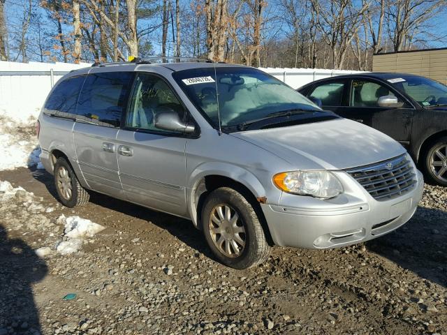 2A8GP64L26R619966 - 2006 CHRYSLER TOWN & COU SILVER photo 1