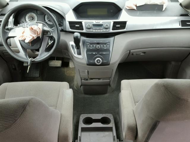 5FNRL5H22BB059847 - 2011 HONDA ODYSSEY LX SILVER photo 9