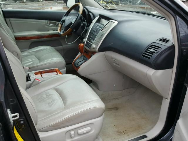 2T2HA31U24C037657 - 2004 LEXUS RX 330 GRAY photo 5