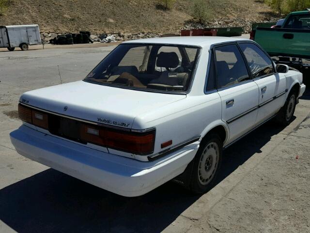 4T1VV22E9LU013379 - 1990 TOYOTA CAMRY LE WHITE photo 4