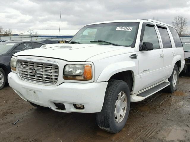 1GYEK63R8YR220758 - 2000 CADILLAC ESCALADE L WHITE photo 2