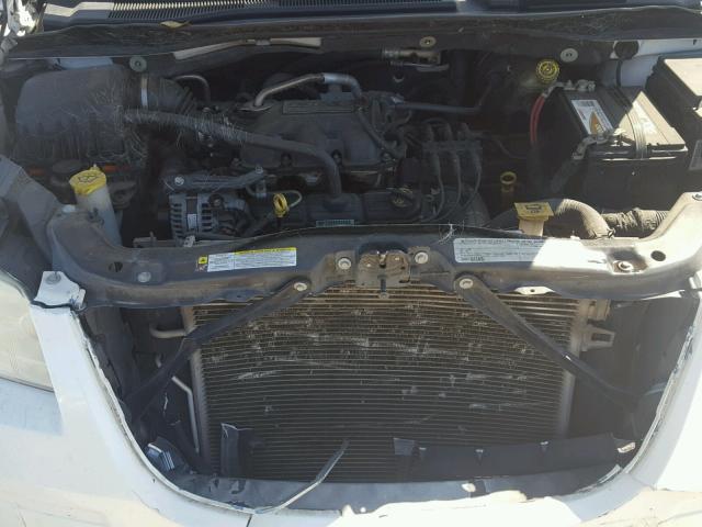 2A8HR44E19R520760 - 2009 CHRYSLER TOWN & COU WHITE photo 7