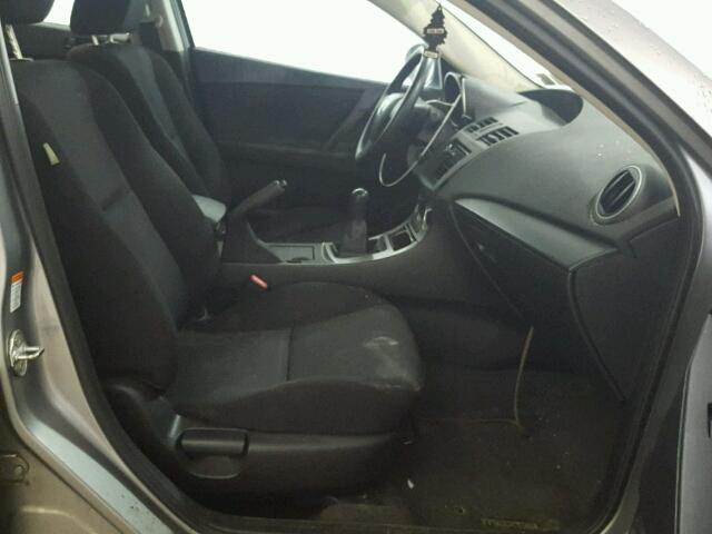 JM1BL1UG8B1362300 - 2011 MAZDA 3 I SILVER photo 5