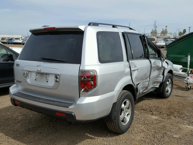 5FNYF284X8B010472 - 2008 HONDA PILOT EX SILVER photo 4