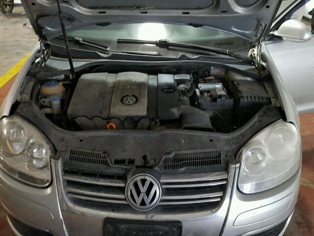 3VWEG71K57M075064 - 2007 VOLKSWAGEN JETTA WOLF SILVER photo 7