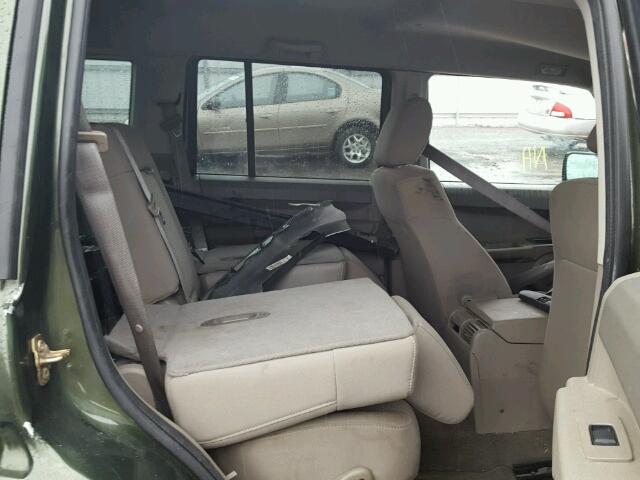 1J8HG48K07C654624 - 2007 JEEP COMMANDER GREEN photo 6