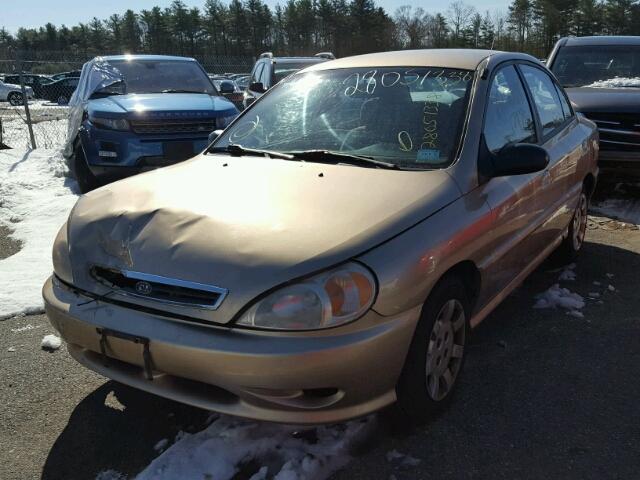 KNADC123X26093922 - 2002 KIA RIO BEIGE photo 2