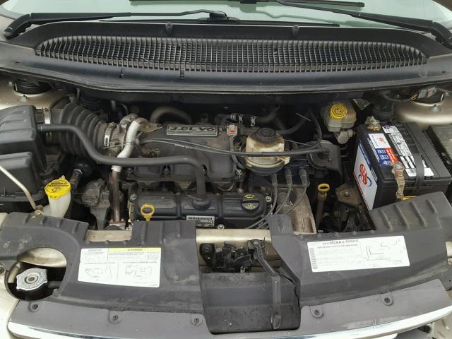 2A8GP64L06R798427 - 2006 CHRYSLER TOWN & COU GOLD photo 7