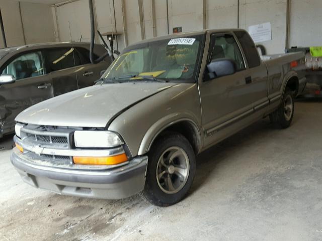 1GCCS1951Y8224953 - 2000 CHEVROLET S TRUCK S1 TAN photo 2