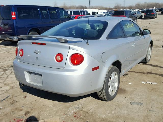 1G1AL12F457645227 - 2005 CHEVROLET COBALT LS SILVER photo 4