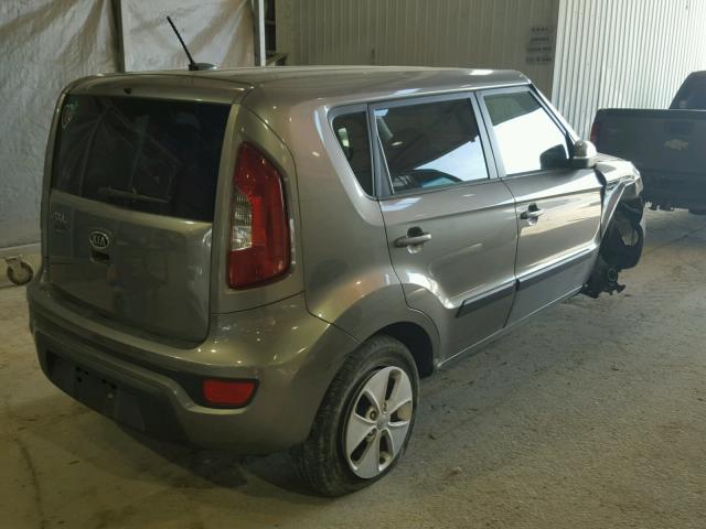 KNDJT2A60C7370080 - 2012 KIA SOUL + GRAY photo 4