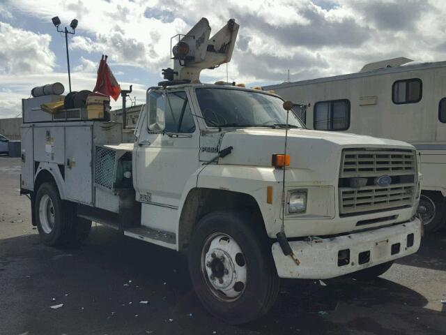 1FDMF60H0JVA26722 - 1988 FORD F600 WHITE photo 1