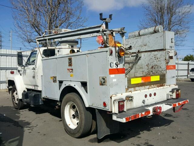 1FDMF60H0JVA26722 - 1988 FORD F600 WHITE photo 3