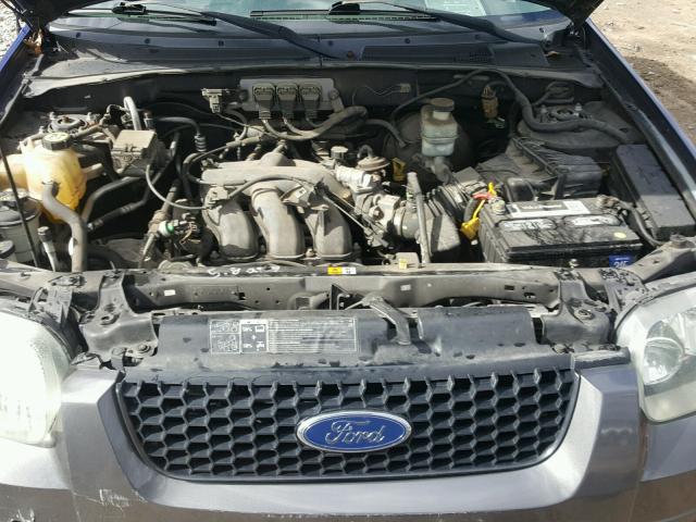 1FMYU03155KA62559 - 2005 FORD ESCAPE XLT BLUE photo 7