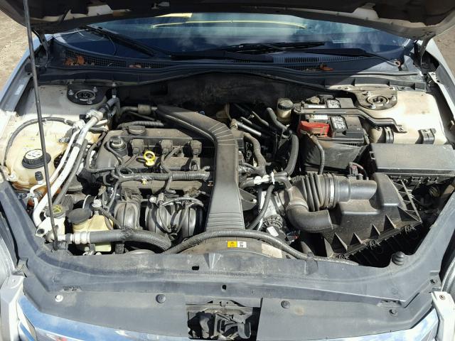 3FAHP07Z18R154608 - 2008 FORD FUSION SE SILVER photo 7