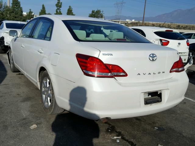 4T1BK36BX7U222752 - 2007 TOYOTA AVALON XL WHITE photo 3