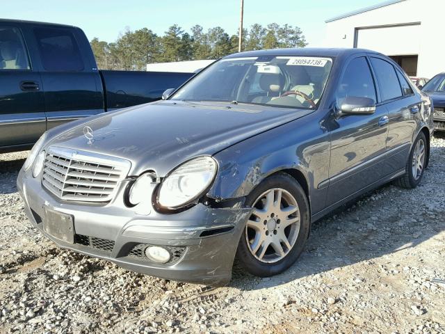 WDBUF22X77B070694 - 2007 MERCEDES-BENZ E 320 CDI GRAY photo 2