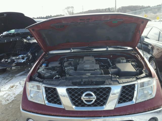 1N6AD07W37C405780 - 2007 NISSAN FRONTIER C RED photo 7