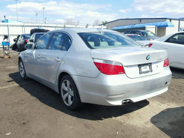 WBANF33576CS36257 - 2006 BMW 525 XI SILVER photo 3