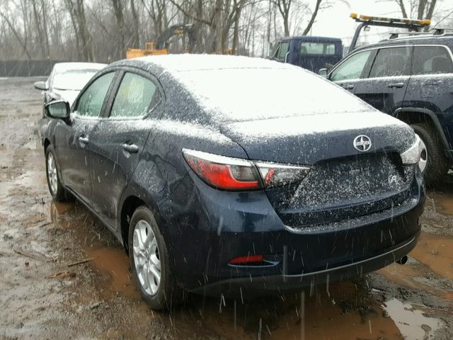 3MYDLBZV4GY119528 - 2016 TOYOTA SCION IA BLUE photo 3