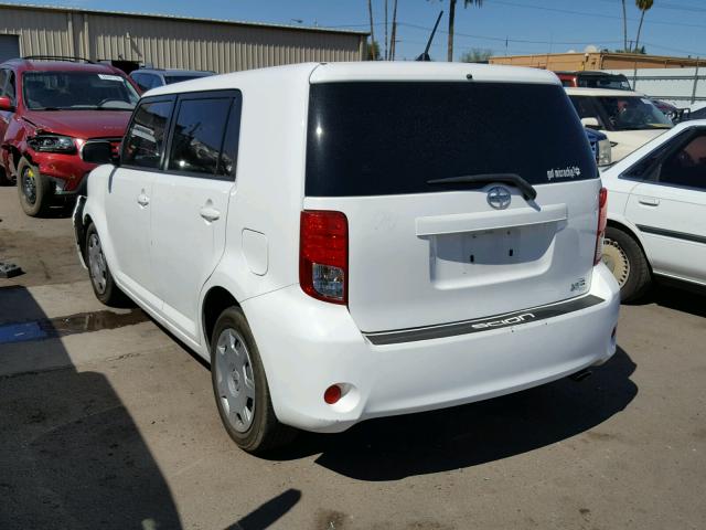 JTLZE4FE8B1129236 - 2011 TOYOTA SCION XB WHITE photo 3