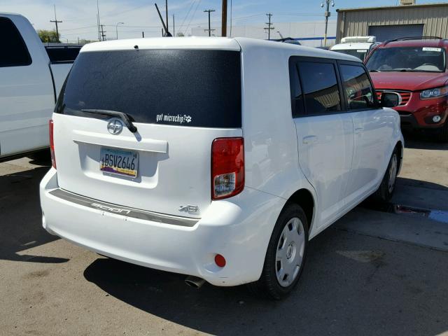 JTLZE4FE8B1129236 - 2011 TOYOTA SCION XB WHITE photo 4