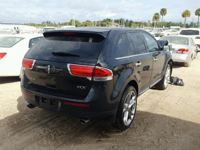 2LMDJ6JK8DBL26005 - 2013 LINCOLN MKX BLACK photo 4