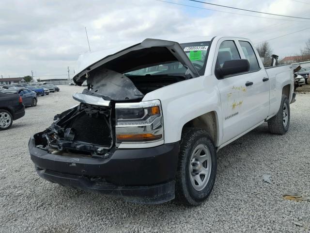 1GCVKNEC5GZ171381 - 2016 CHEVROLET SILVERADO WHITE photo 2