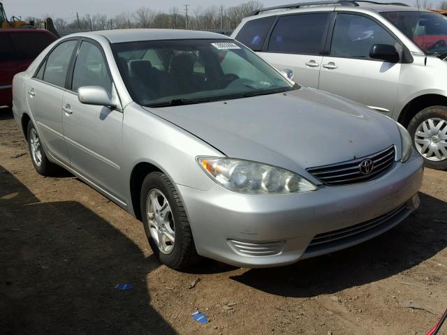 4T1BE32K96U163916 - 2006 TOYOTA CAMRY LE SILVER photo 1